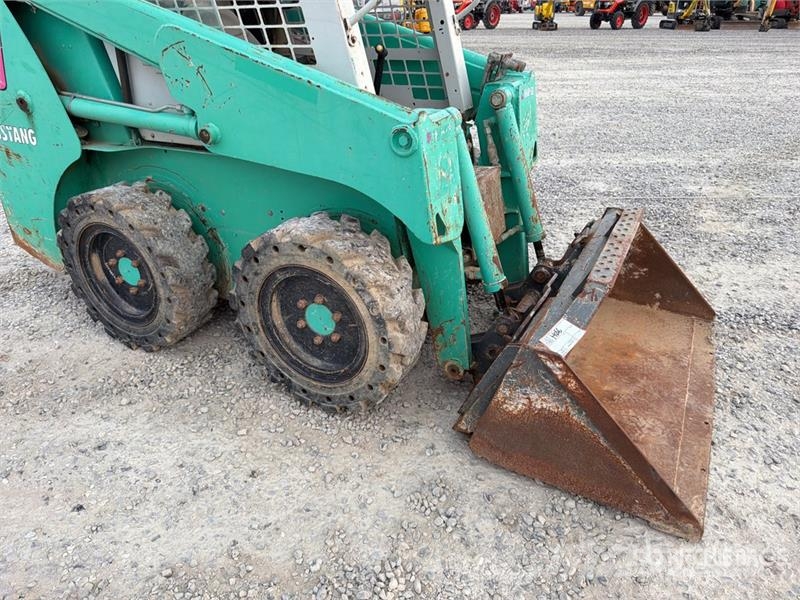 IHI Mustang 2026 Skid Steer Loader Skid steer mini nakladalci