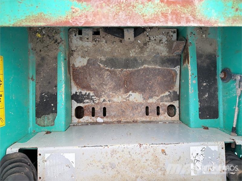 IHI Mustang 2026 Skid Steer Loader Skid steer mini nakladalci