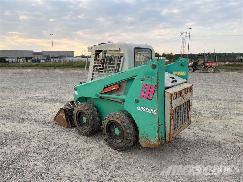 IHI Mustang 2026 Skid Steer Loader Skid steer mini nakladalci