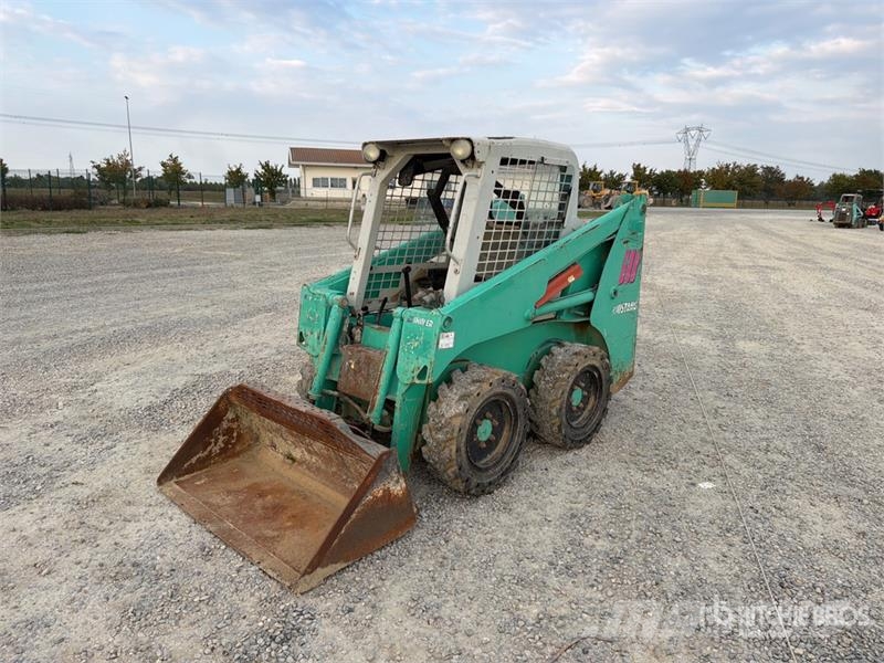 IHI Mustang 2026 Skid Steer Loader Skid steer mini nakladalci