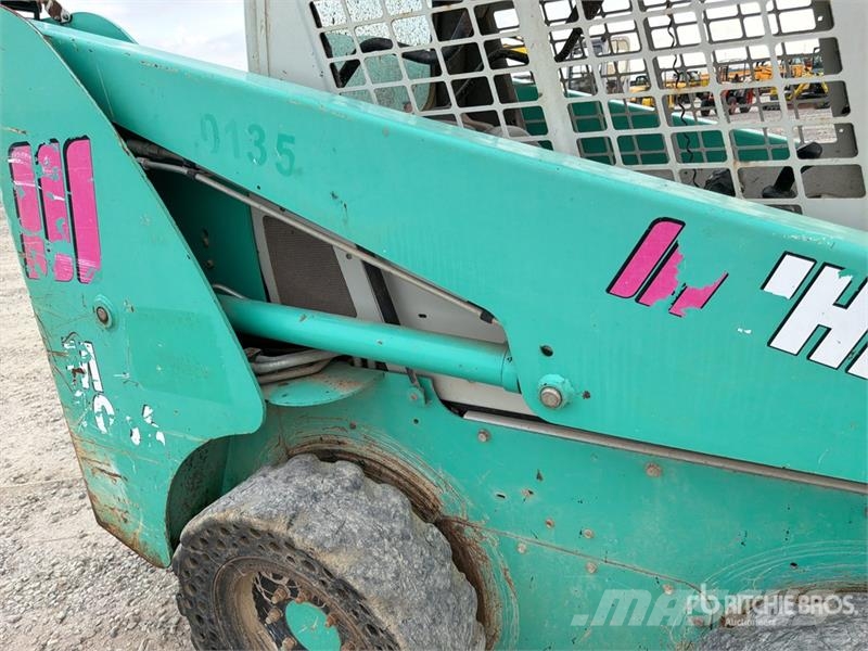 IHI Mustang 2056 Skid Steer Loader Skid steer mini nakladalci