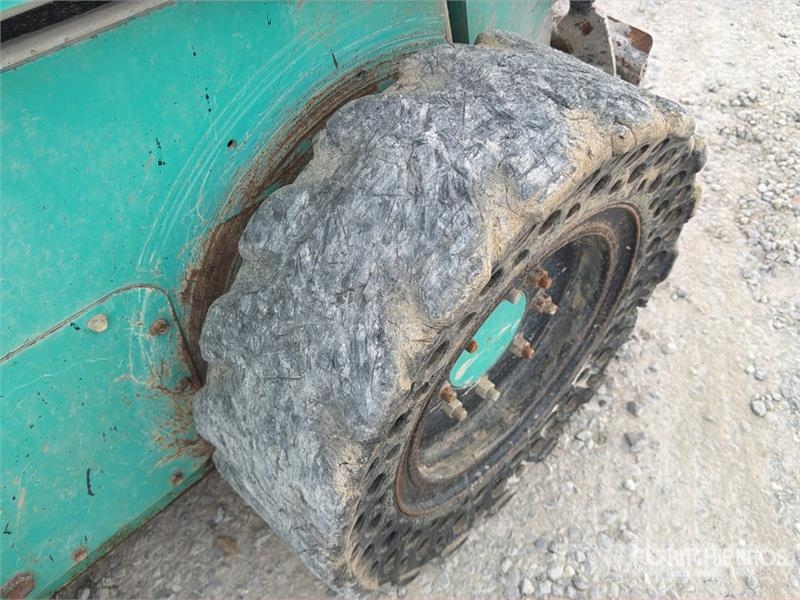 IHI Mustang 2056 Skid Steer Loader Skid steer mini nakladalci