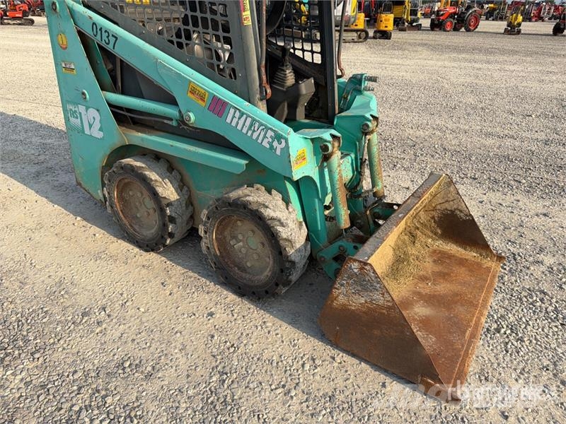 IHI Skid Steer Loader (Inoperable) Skid steer mini nakladalci