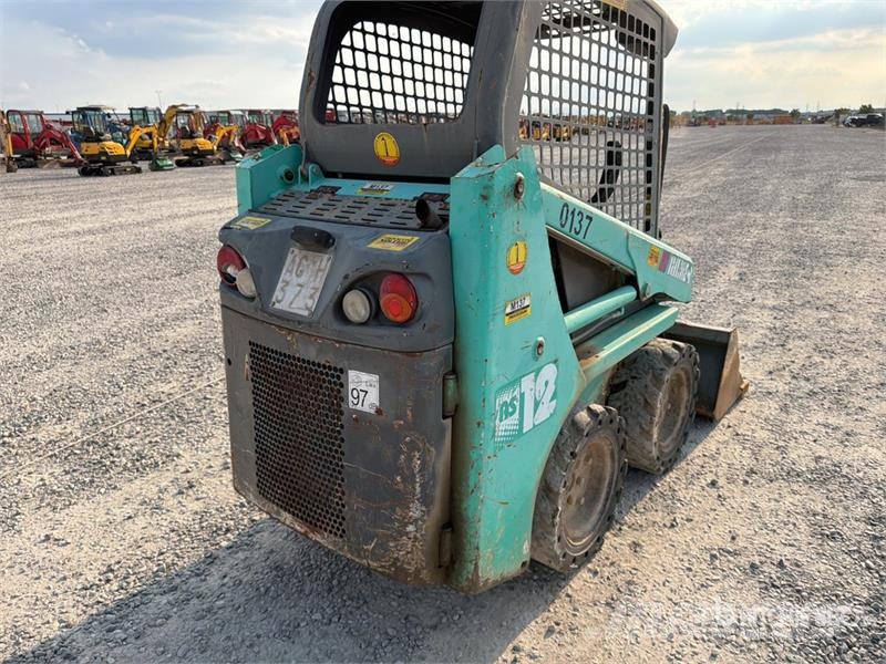 IHI Skid Steer Loader (Inoperable) Skid steer mini nakladalci