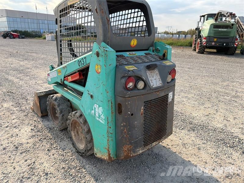 IHI Skid Steer Loader (Inoperable) Skid steer mini nakladalci
