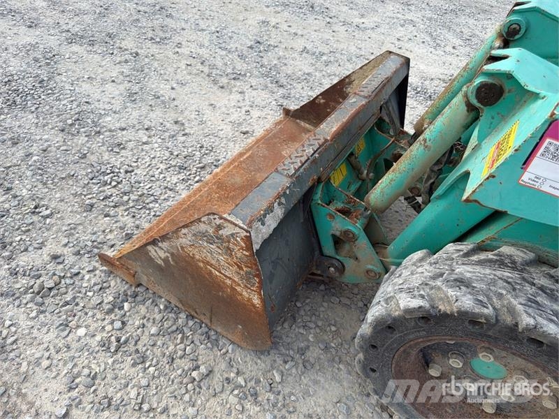 IHI Skid Steer Loader (Inoperable) Skid steer mini nakladalci