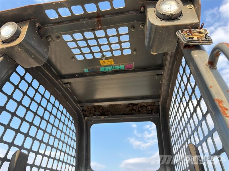 IHI Skid Steer Loader (Inoperable) Skid steer mini nakladalci