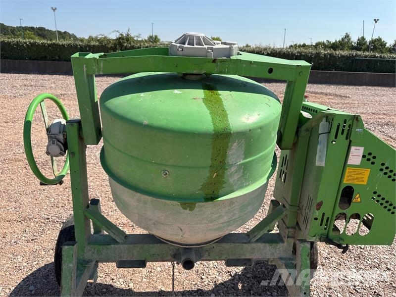 Imer Betonniere Portable Concrete Mixer (Inoperable) Mezcladoras de cemento y hormigón