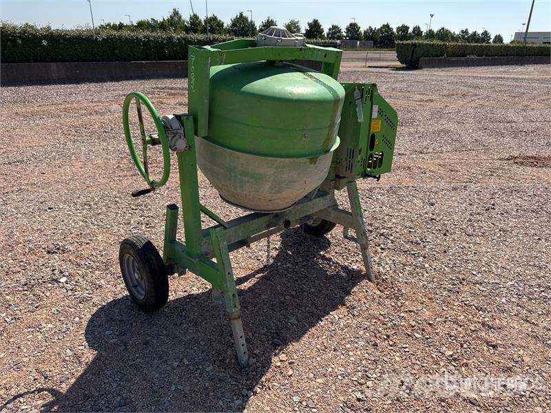 Imer Betonniere Portable Concrete Mixer (Inoperable) Mezcladoras de cemento y hormigón