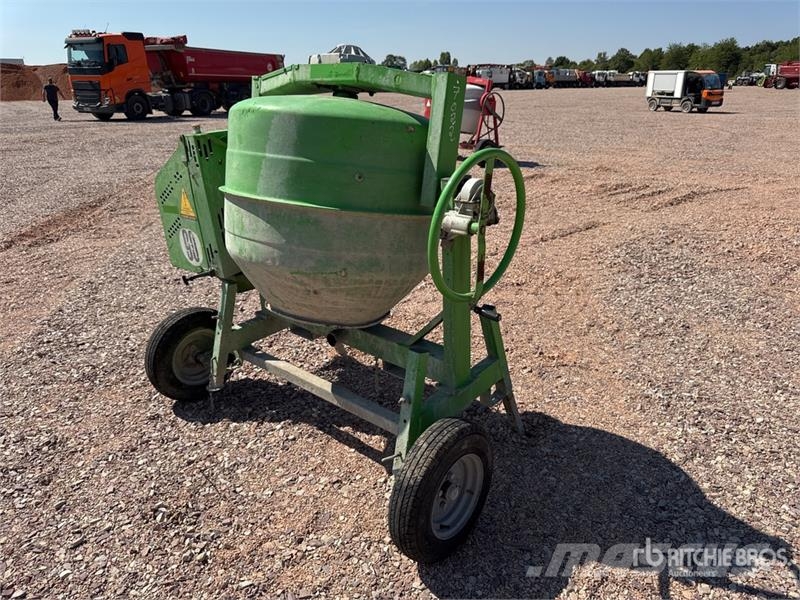 Imer Betonniere Portable Concrete Mixer (Inoperable) Mezcladoras de cemento y hormigón