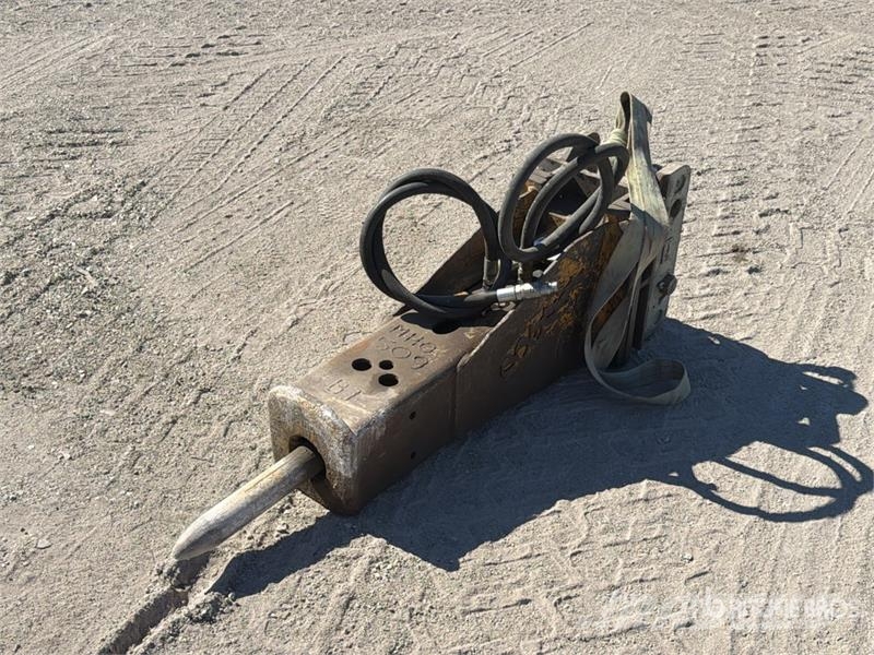 Indeco Marteau Hydraulique Hydraulic Breaker Młoty hydrauliczne