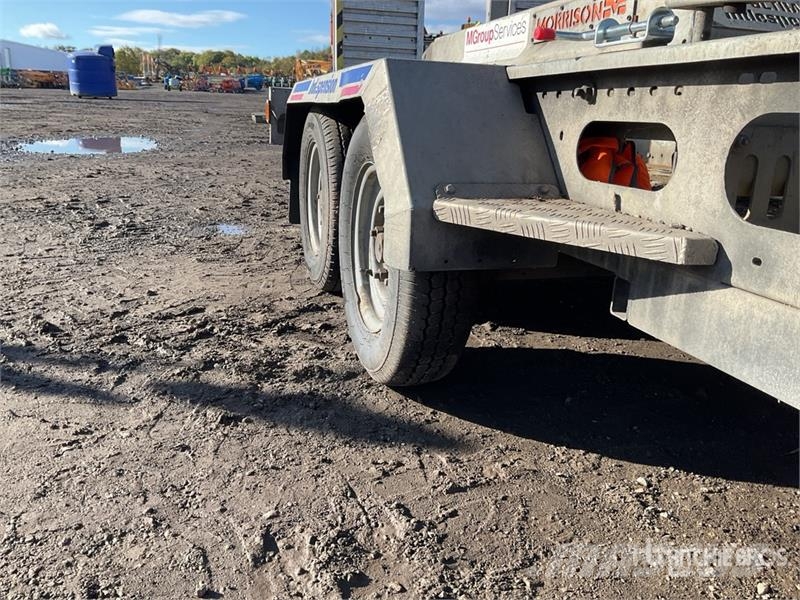 Indespension 2.8 m T/A Equipment Trailer مقطورات مركبات نقل