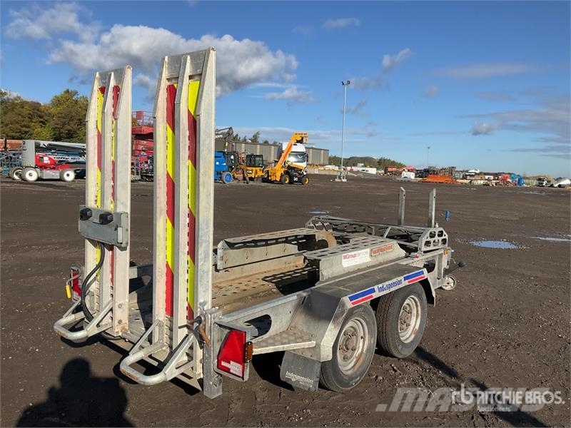 Indespension 2.8 m T/A Equipment Trailer مقطورات مركبات نقل