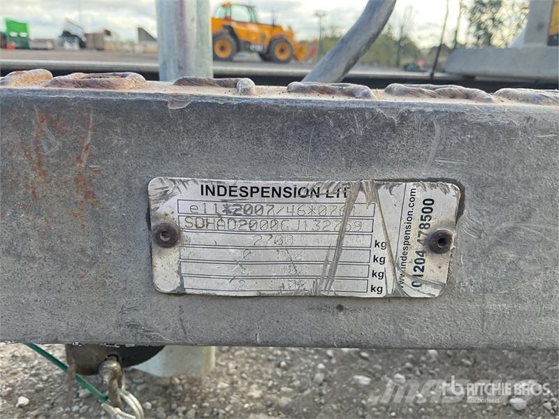 Indespension 2700 kg 2.52 m Equipment Trailer Vehicle transport trailers
