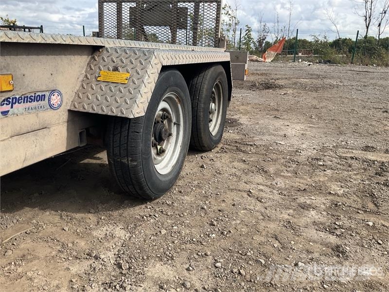 Indespension Equipment Trailer Equipment Trailer Ремаркета за превоз на автомобили