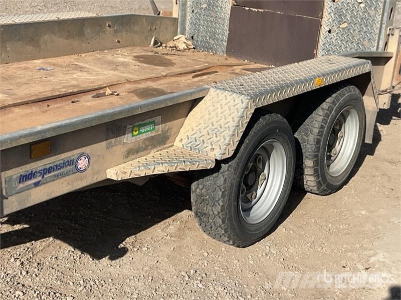 Indespension Equipment Trailer 3500 kg 3000 m T/A Equipment Tra Prikolice za prevoz vozil
