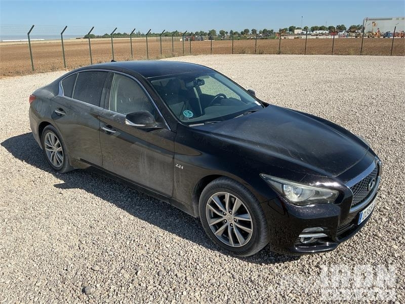  Infinity Q50 Automobile Automobili