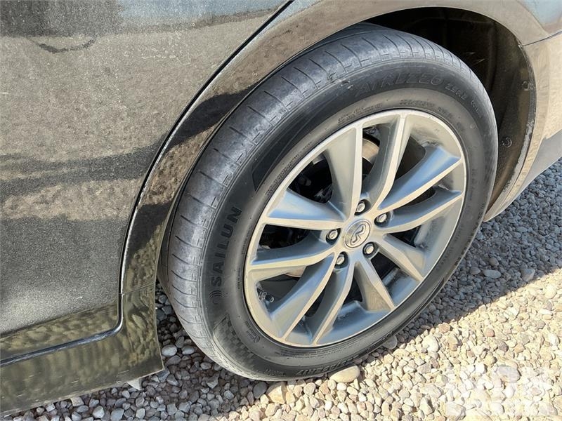  Infinity Q50 Automobile Automobili