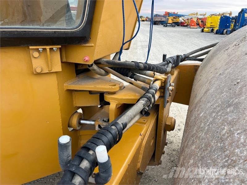Ingersoll Rand SD150D Vibratory Smooth Drum Compactor Walzenzüge