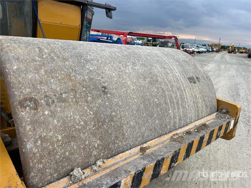 Ingersoll Rand SD150D Vibratory Smooth Drum Compactor Walzenzüge