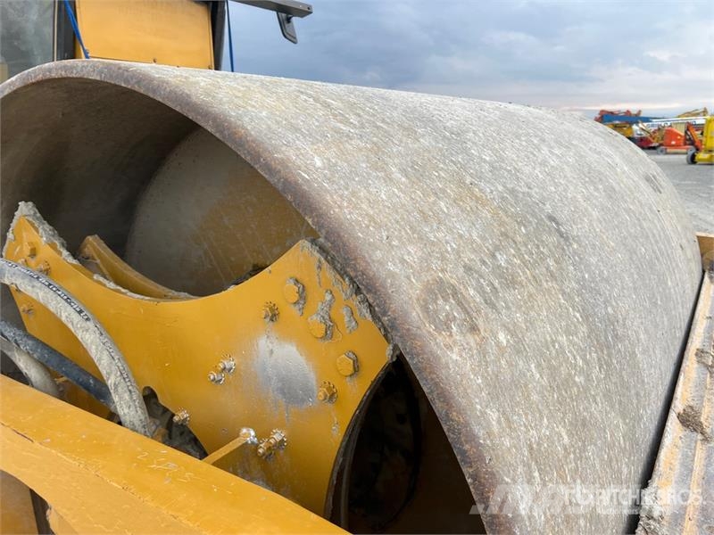 Ingersoll Rand SD150D Vibratory Smooth Drum Compactor Walzenzüge