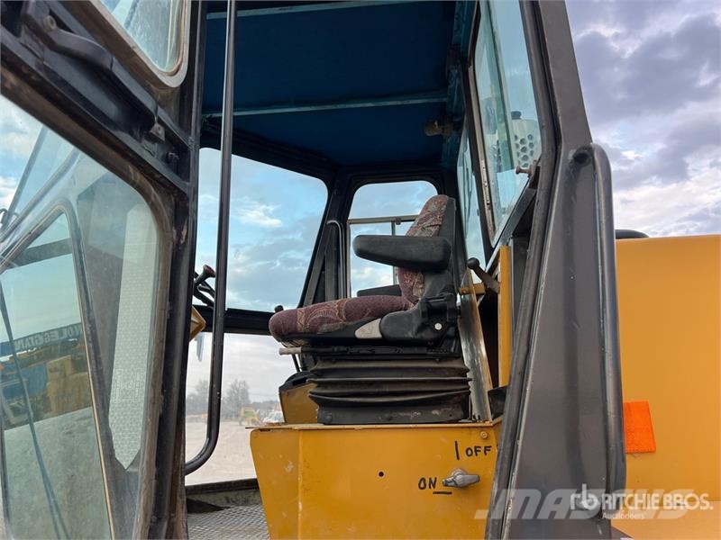Ingersoll Rand SD150D Vibratory Smooth Drum Compactor Walzenzüge