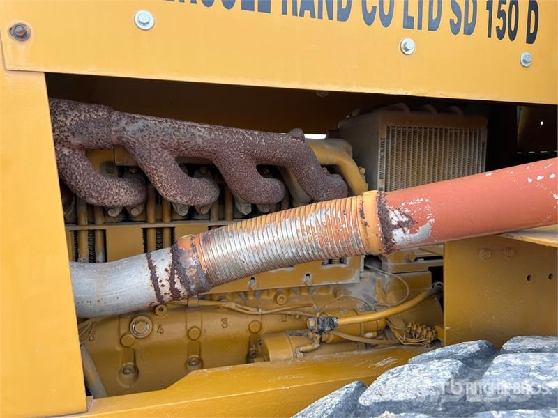 Ingersoll Rand SD150D Vibratory Smooth Drum Compactor Walzenzüge