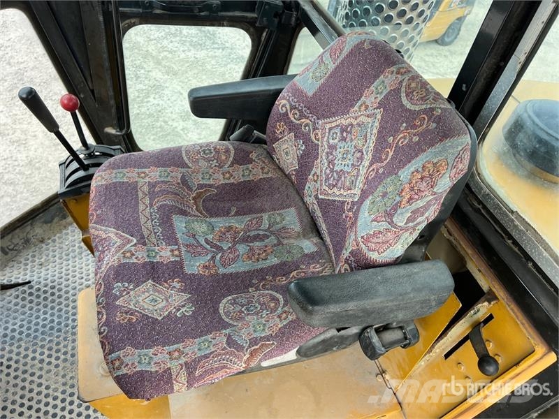 Ingersoll Rand SD150D Vibratory Smooth Drum Compactor Walzenzüge