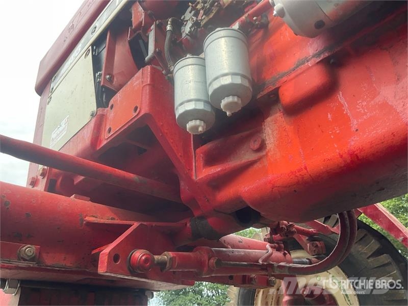 International 743 2WD Tractor Traktörler
