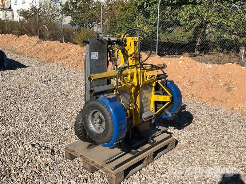 Intertrade Engineering Limited E CR T S/A Equipmen Autovežių priekabos