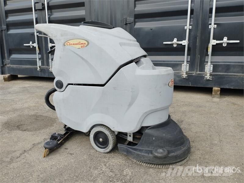 IPC CLT 40 B 50 Battery-Powered Walk Behind Floor Scru Other trailers