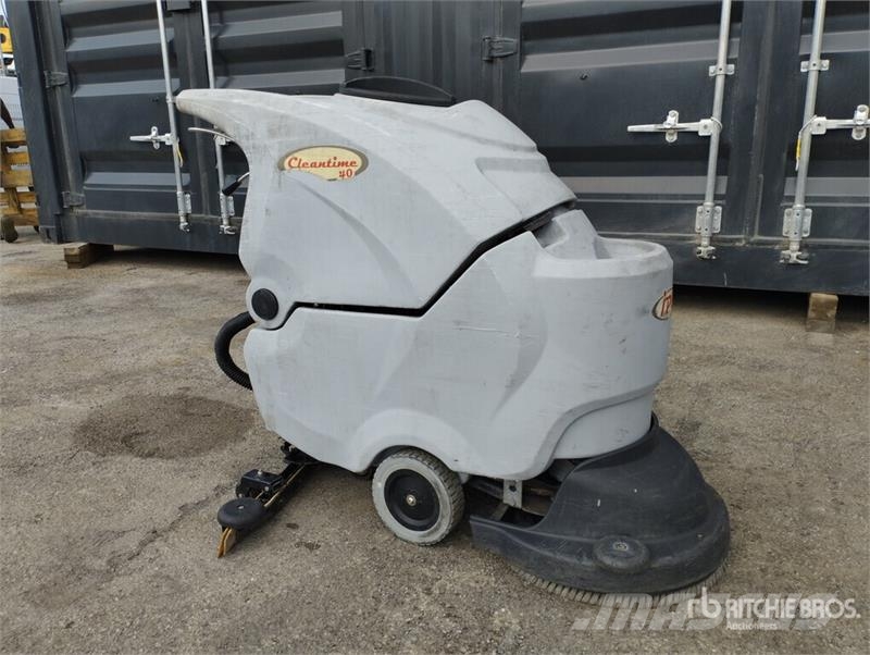 IPC CLT 40 B 50 Battery-Powered Walk Behind Floor Scru Other trailers