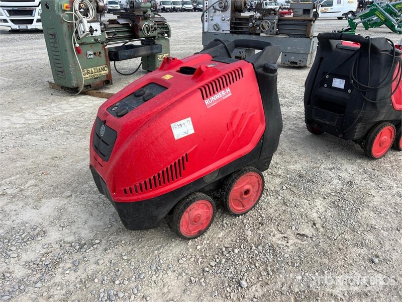 IPC RUNN-H4 Pressure Washer Düsük basinçli yikama makinalari