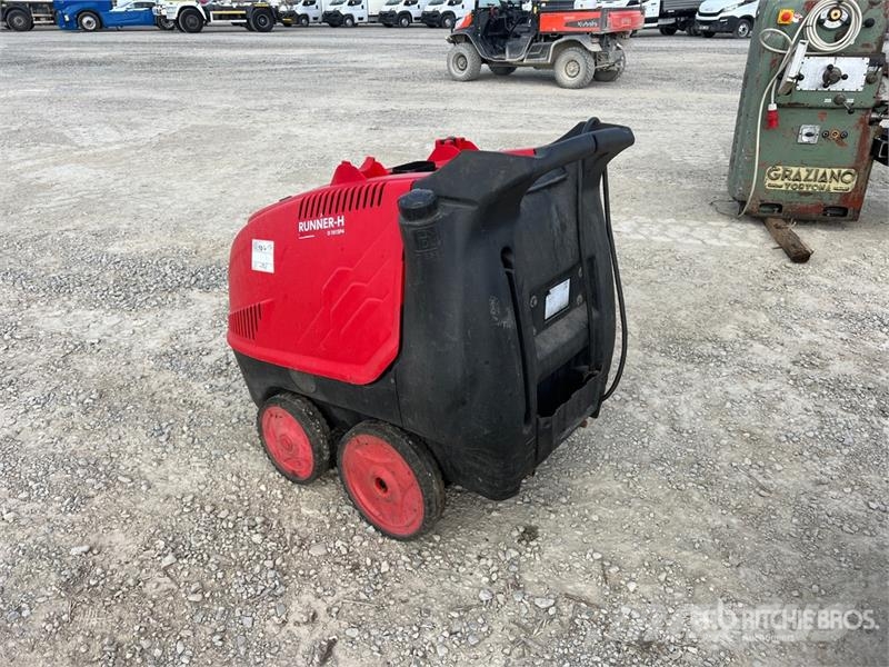 IPC RUNN-H4 Pressure Washer Düsük basinçli yikama makinalari