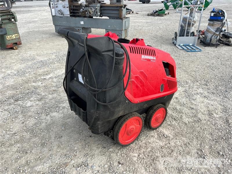 IPC RUNN-H4 Pressure Washer Düsük basinçli yikama makinalari