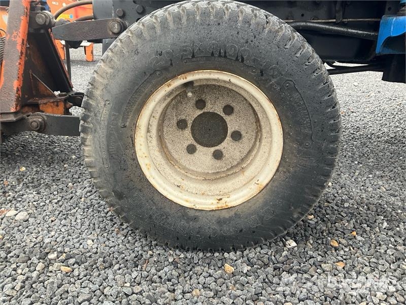 Iseki 2115 4WD Utility Tractor Τρακτέρ μικρών διαστάσεων