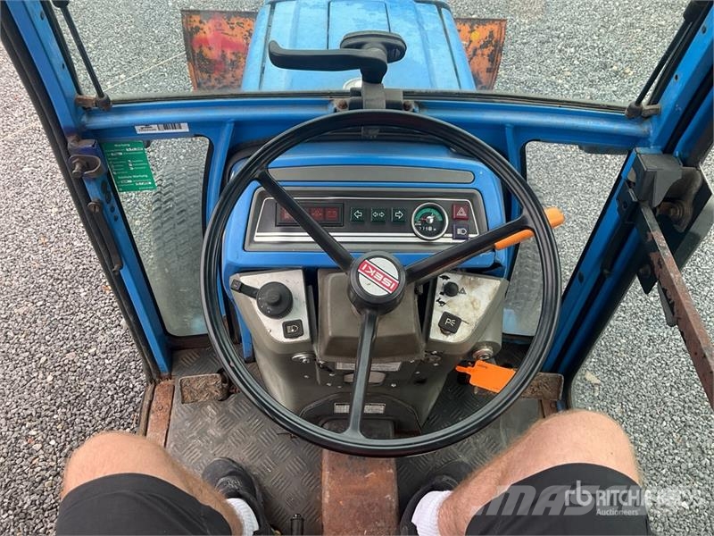 Iseki 2115 4WD Utility Tractor Τρακτέρ μικρών διαστάσεων