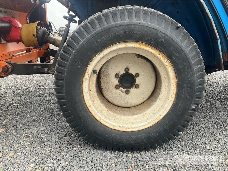 Iseki 2115 4WD Utility Tractor Τρακτέρ μικρών διαστάσεων