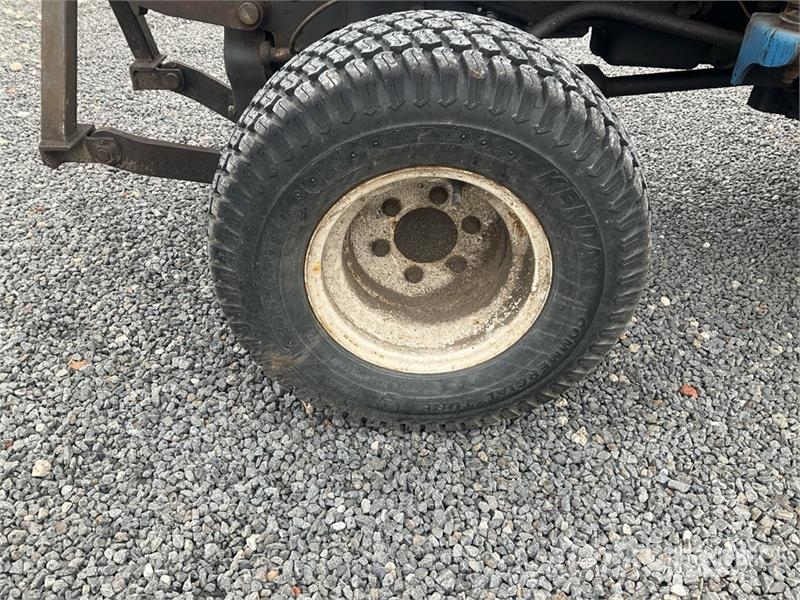 Iseki 2115 4WD Utility Tractor Τρακτέρ μικρών διαστάσεων
