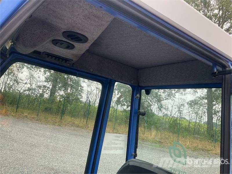 Iseki 2115 4WD Utility Tractor Τρακτέρ μικρών διαστάσεων