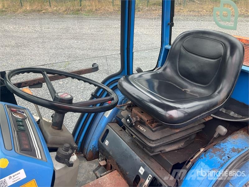 Iseki 2115 4WD Utility Tractor Τρακτέρ μικρών διαστάσεων