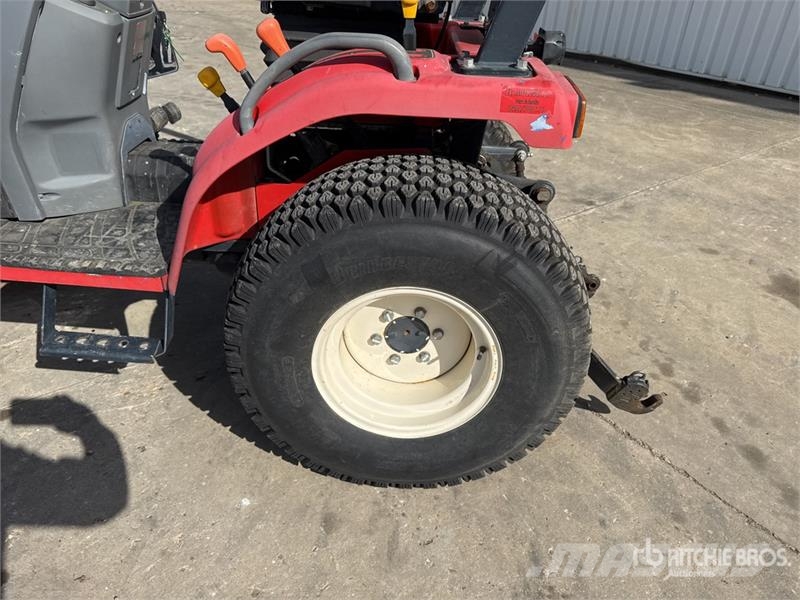 Iseki TM3267H 4WD Tracteur Utilitaire Utility Tractor Manji traktori