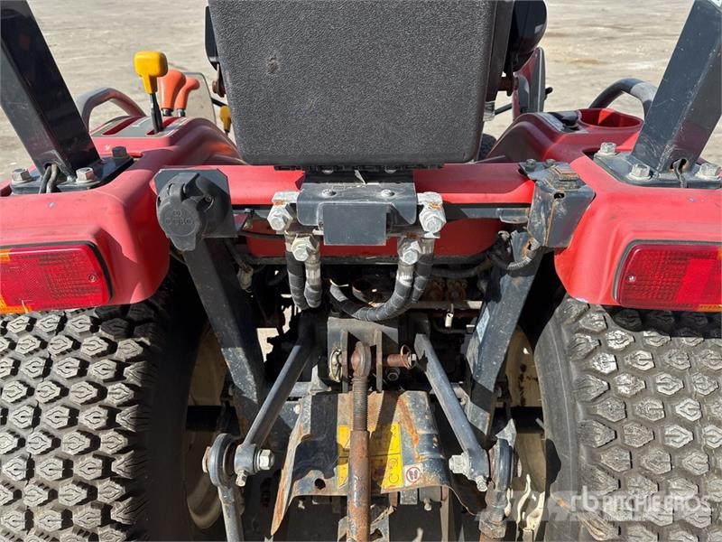 Iseki TM3267H 4WD Tracteur Utilitaire Utility Tractor Manji traktori