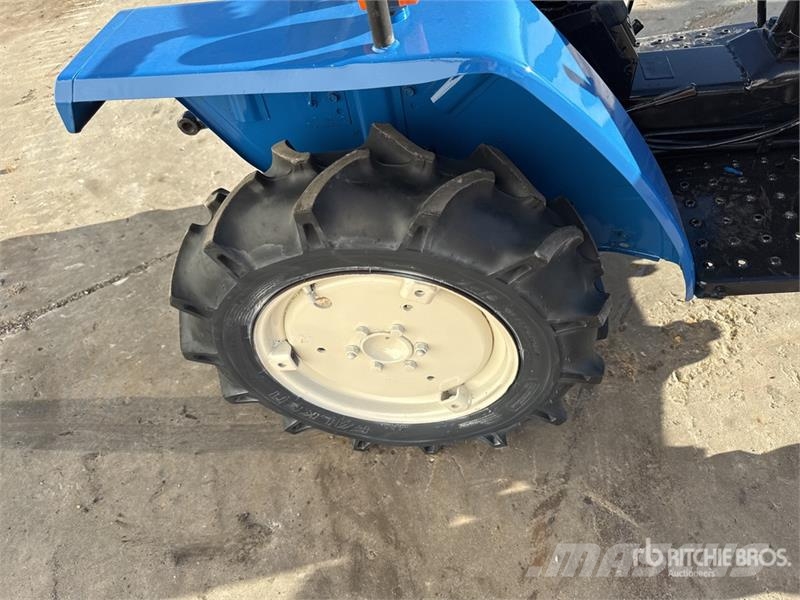 Iseki TU1400 4WD Tracteur Utilitaire Utility Tractor Kompakttraktorid