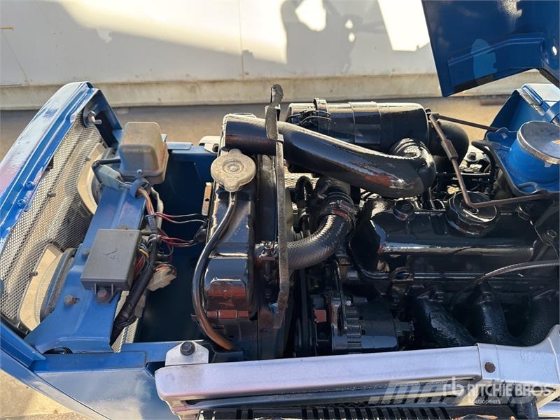 Iseki TU1400 4WD Tracteur Utilitaire Utility Tractor Kompakttraktorid