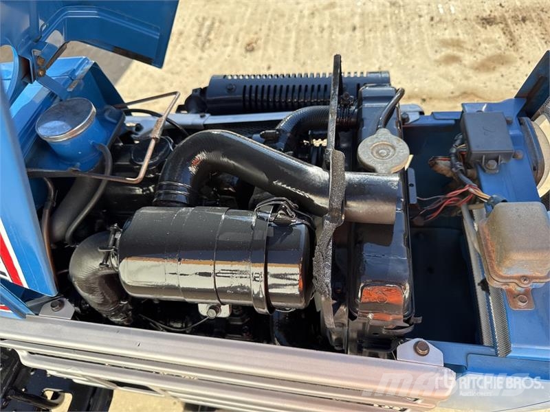 Iseki TU1400 4WD Tracteur Utilitaire Utility Tractor Kompakttraktorid