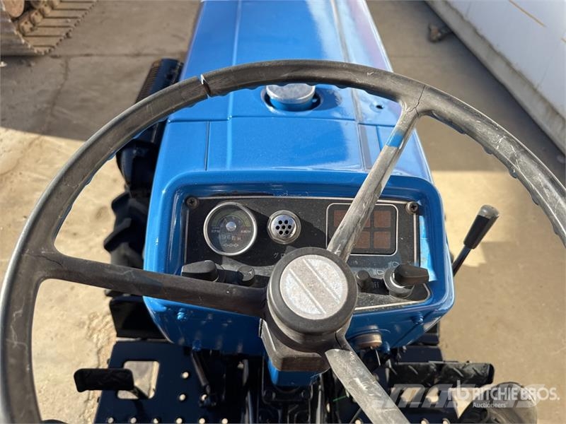 Iseki TU1400 4WD Tracteur Utilitaire Utility Tractor Kompakttraktorid
