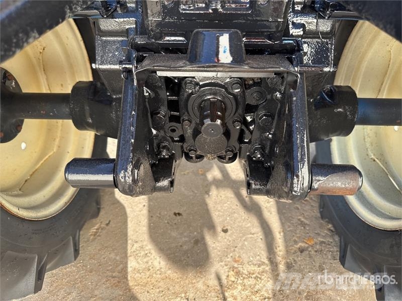 Iseki TU1400 4WD Tracteur Utilitaire Utility Tractor Kompakttraktorid