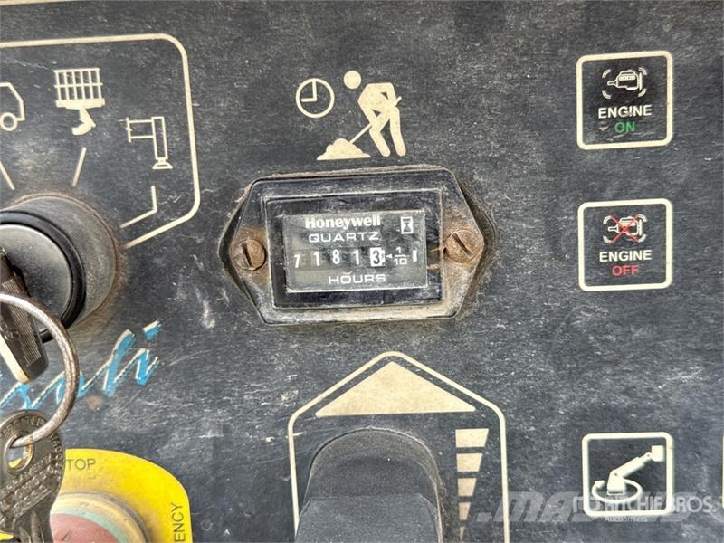 Isoli PNT205 NHD 18.1 m on Nissan Cabstar Cabstar 35.12  المنصات الهوائية المثبتة على شاحنة