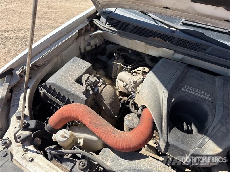 Isuzu Dmax 2.5 TD 4x4 Crew Cab Pickup (Inoperable) Other